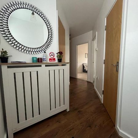 Kent, Dartford Station Apartments エクステリア 写真