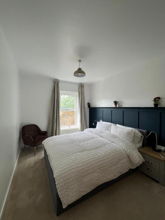 Kent, Dartford Station Apartments エクステリア 写真